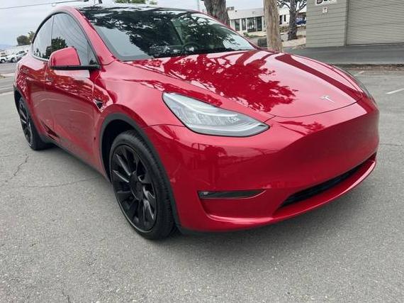 TESLA MODEL Y 2022 7SAYGDEE0NF441553 image